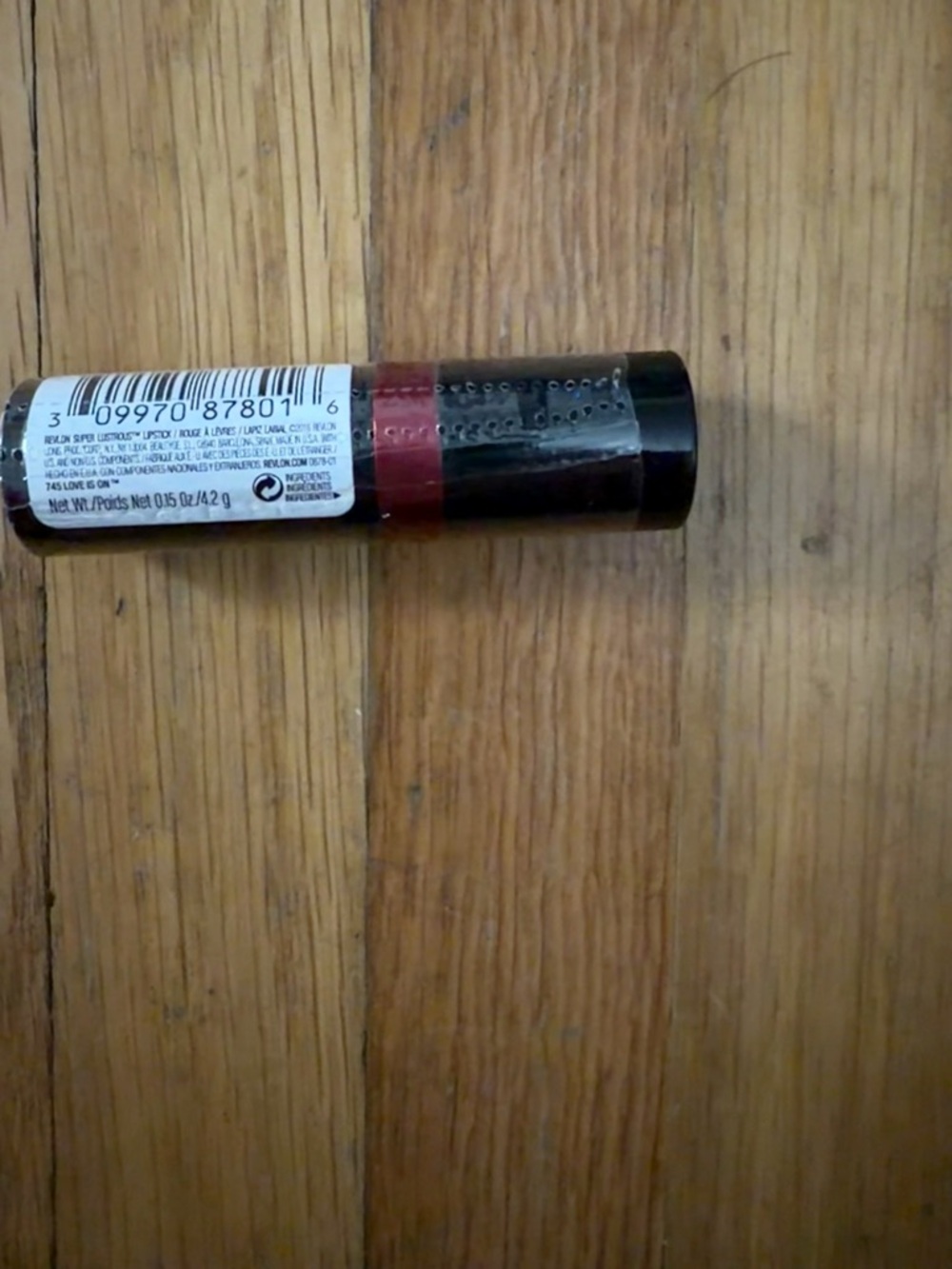 Revlon Super Lustrous Lipstick-745 Love is on
